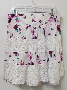 Studio 253 White Purple/Pink Floral Tiered Lace Mini Skirt Size Large